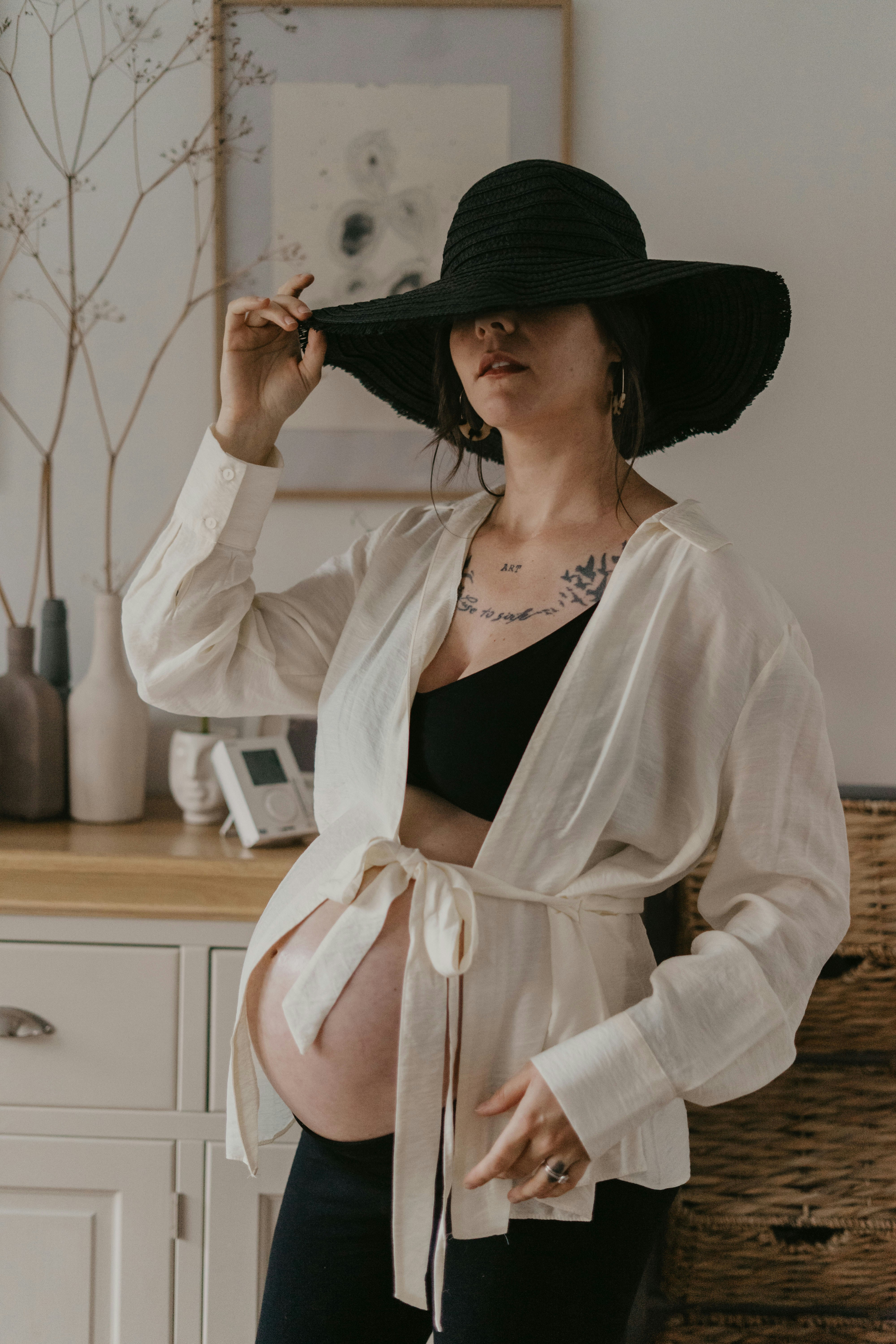 Maternity outfit ideas for every trimester